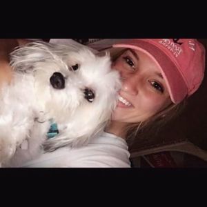 Meet your Posher, Macie